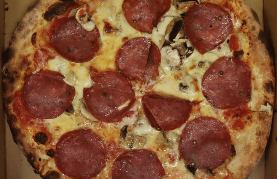 6. Mizzoni Woodfired Pizza – Hamilton
