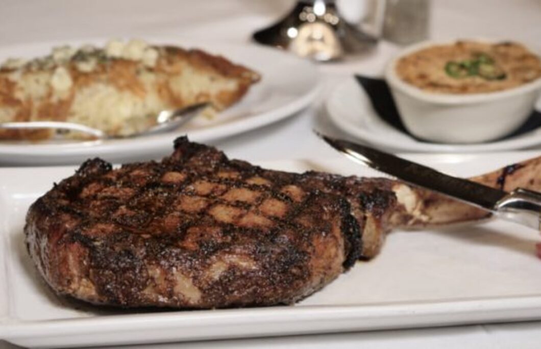 2. Morrie’s Steakhouse – Sioux Falls