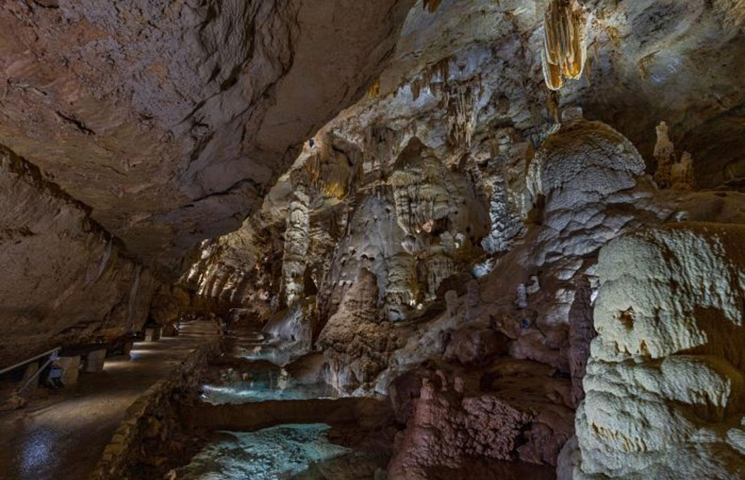 1. Natural Bridge Caverns