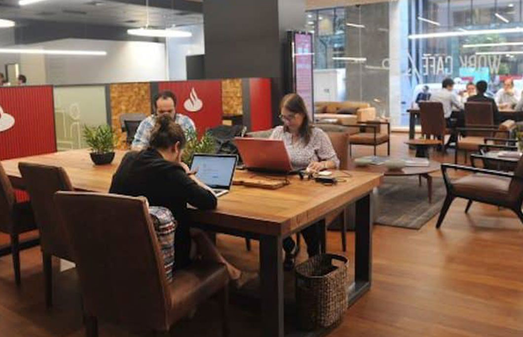 38. Santander Work/Cafe – Santiago, Chile