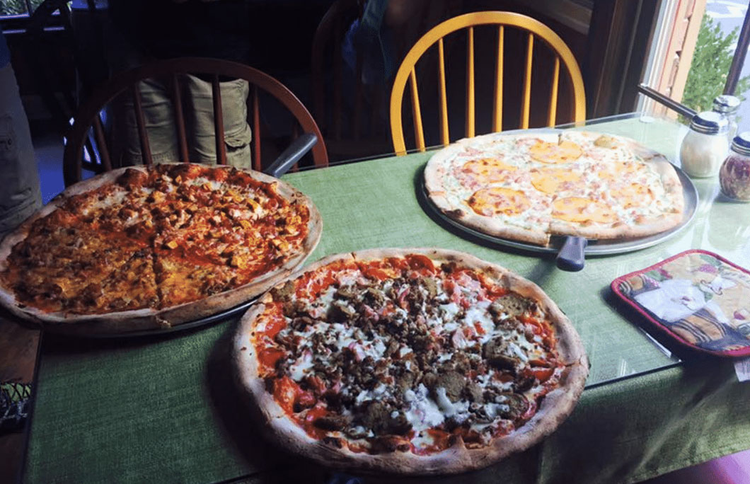 24. Savage’s Wood Burning Pizzeria – New Bern