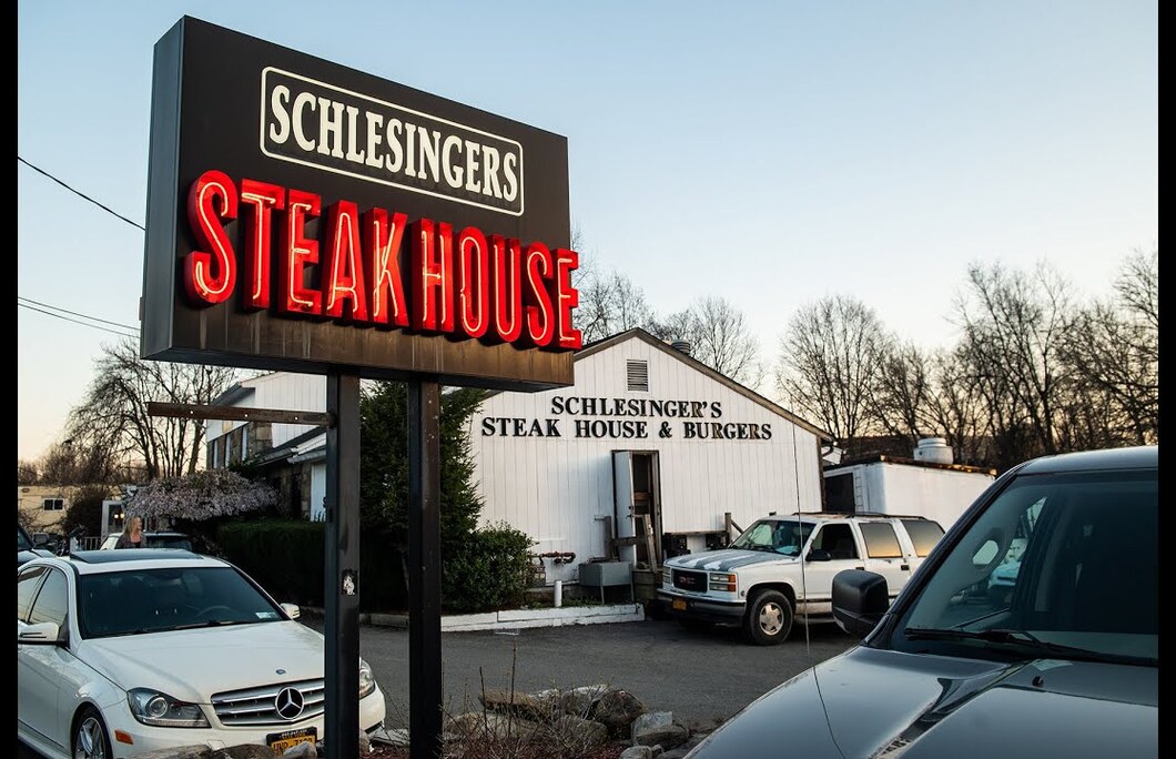 2. Schlesinger’s Steakhouse – Newport News