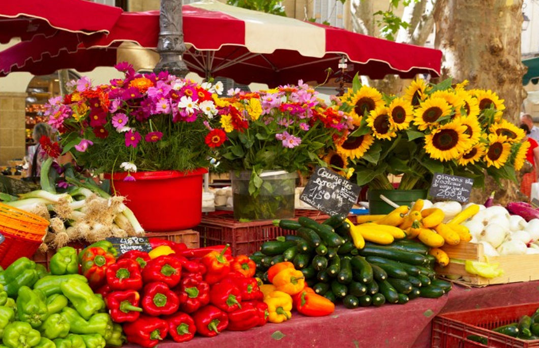 Shopping Arles or Avignon 