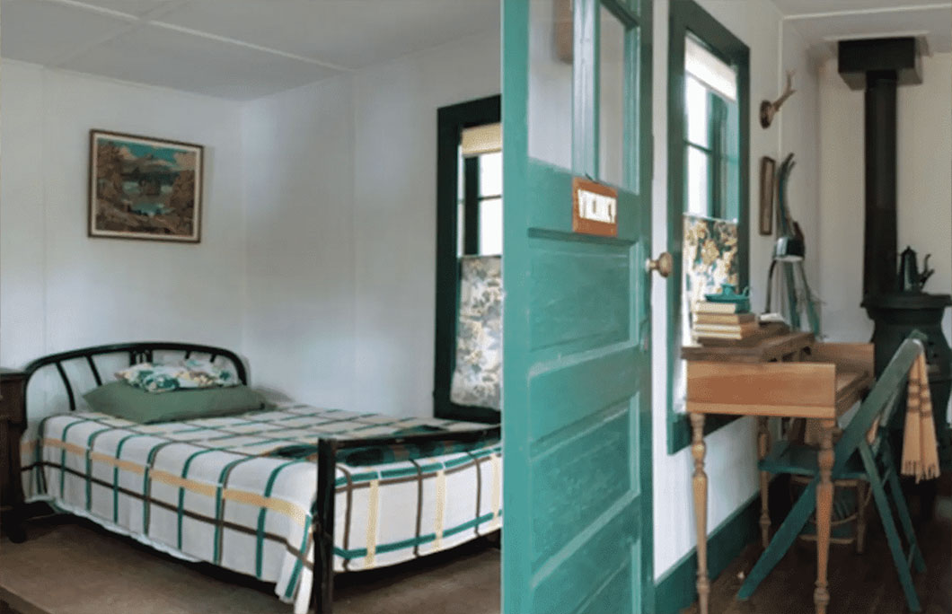 4. Side-By-Side Vintage Cabins – Elkhorn