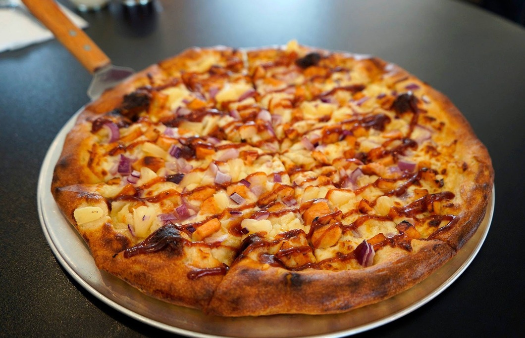 6. Spitfire Craft Pizza & Pints – Boise