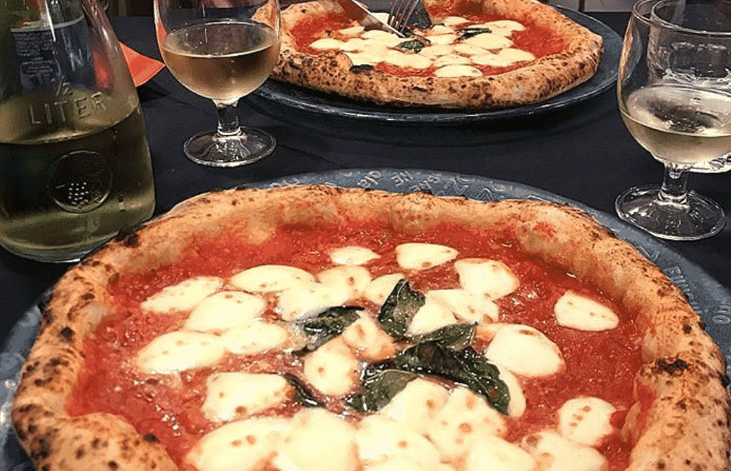  Starita has the Best Pizza in Naples, Italy