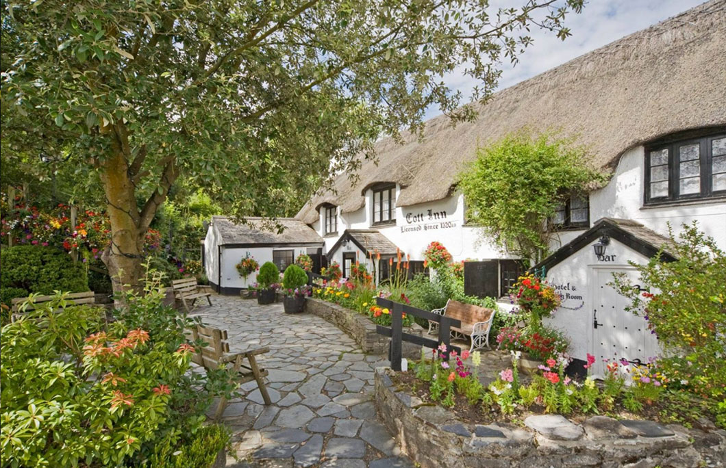 The Cott Inn – Dartington, England