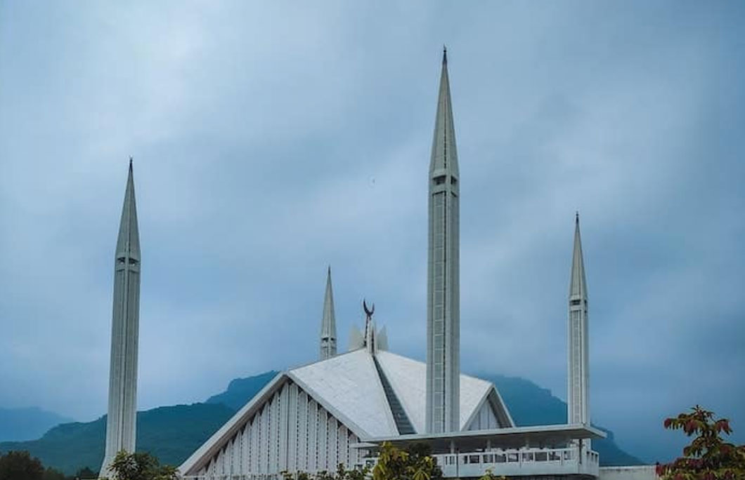 The Faisal Mosque doesn’t have a dome