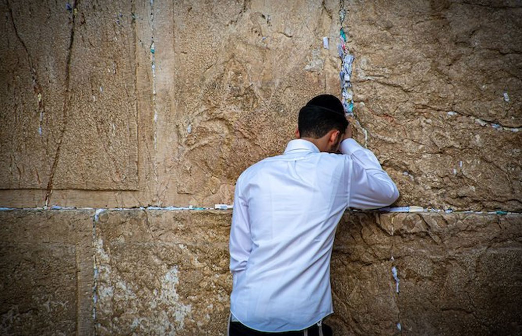 The term the ‘Wailing Wall’ is offensive