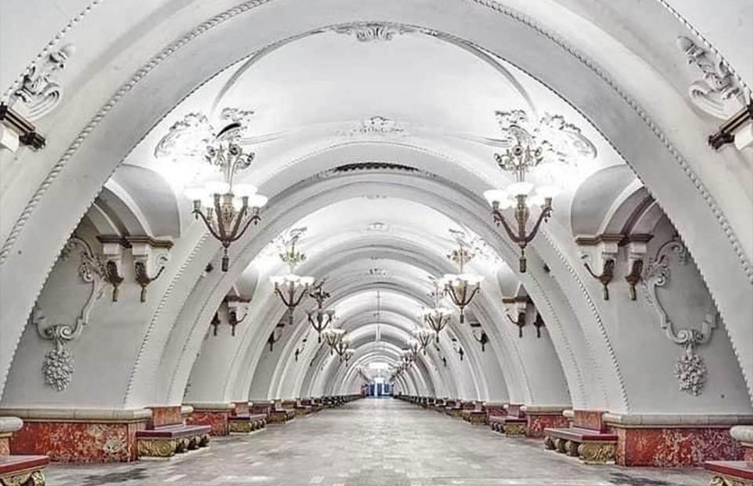 things-russia-famous-for-moscows-metro-system