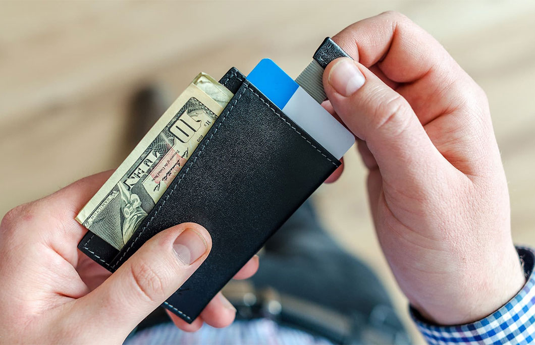 Use a Wallet with RFID-Blocking Capabilities