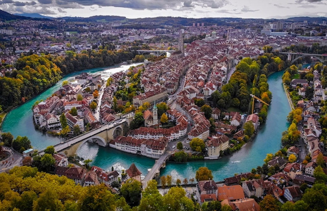 Weather in Bern or Zurich