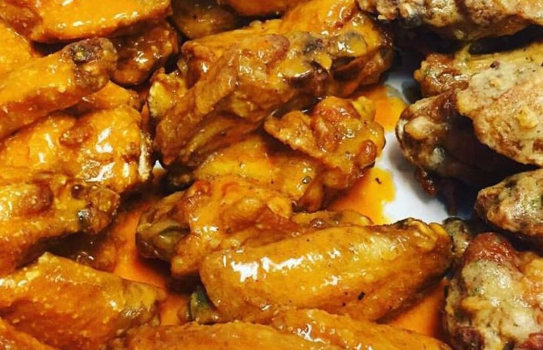 The 7 Best Places For Chicken Wings In Jacksonville | Enjoy Travel