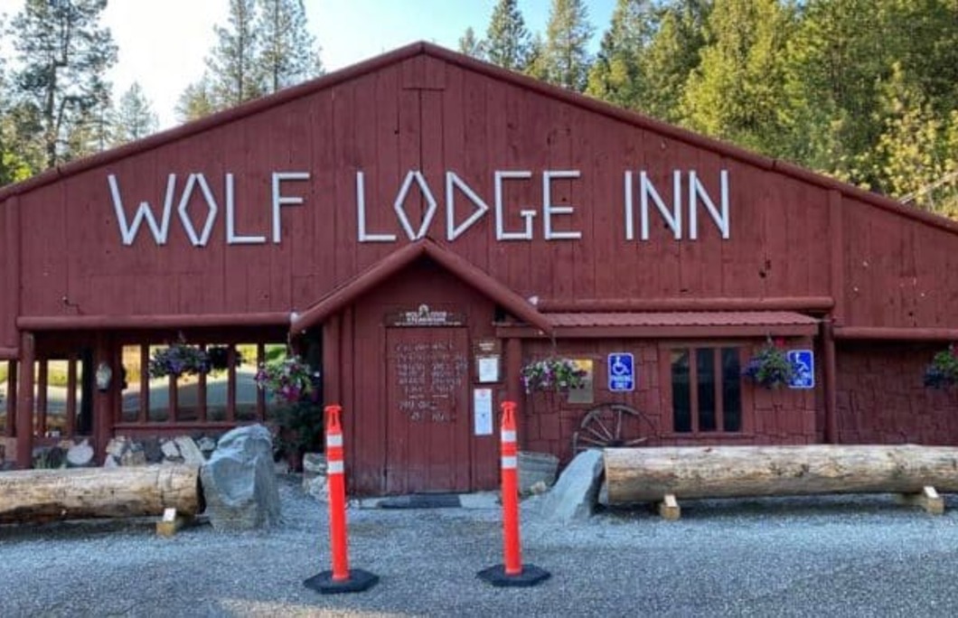 2. Wolf Lodge Inn Restaurant – Couer d’Alene